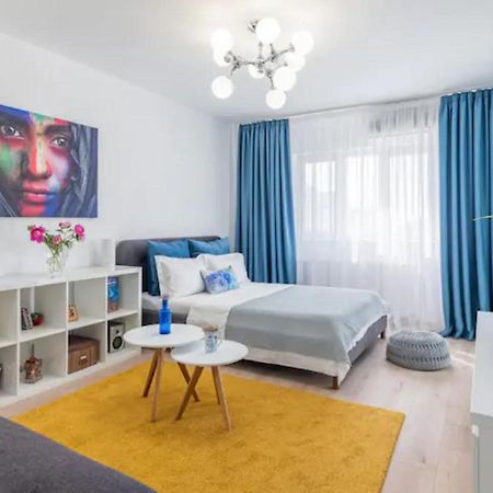 Cosy & Chic Studio Close By Victoria Square Букурещ Екстериор снимка